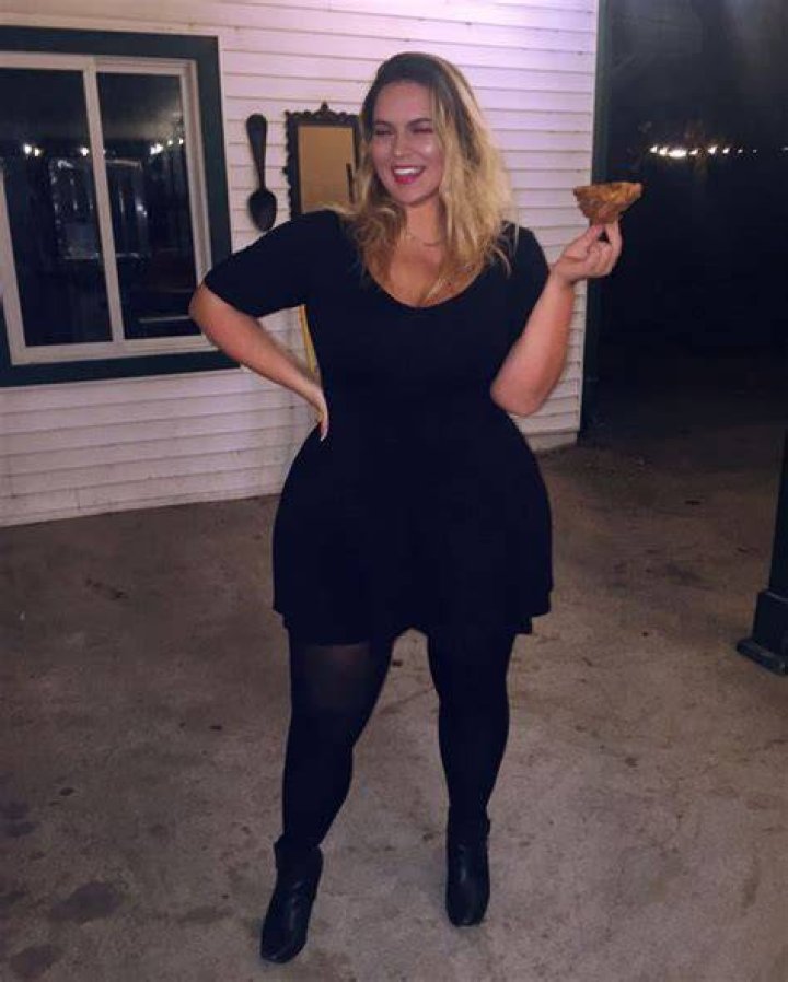 Pin by Scott Jarreau on Thick & Beautiful Curvy women jeans, Curvy
