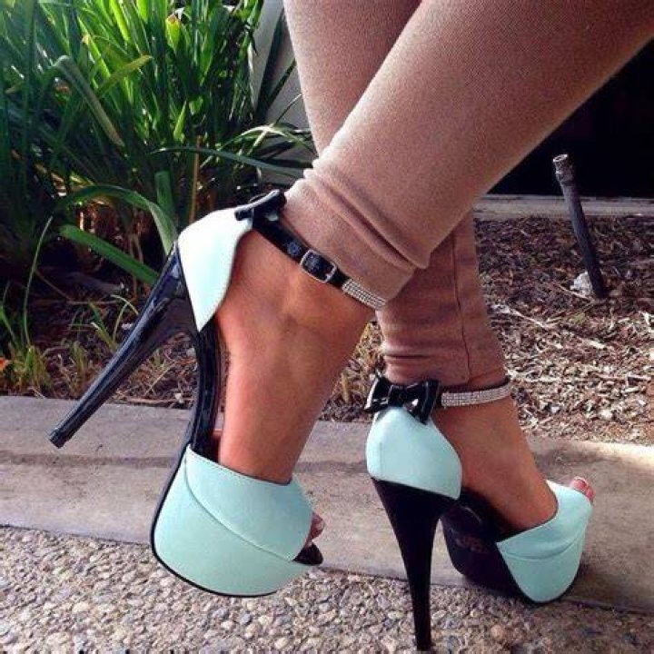 Pin on ShOOOOOOES