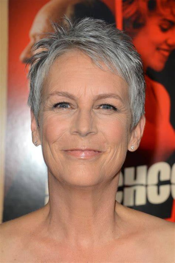 Post 50 Celebrities With Gray Hair Prove That Age Is Just A Number