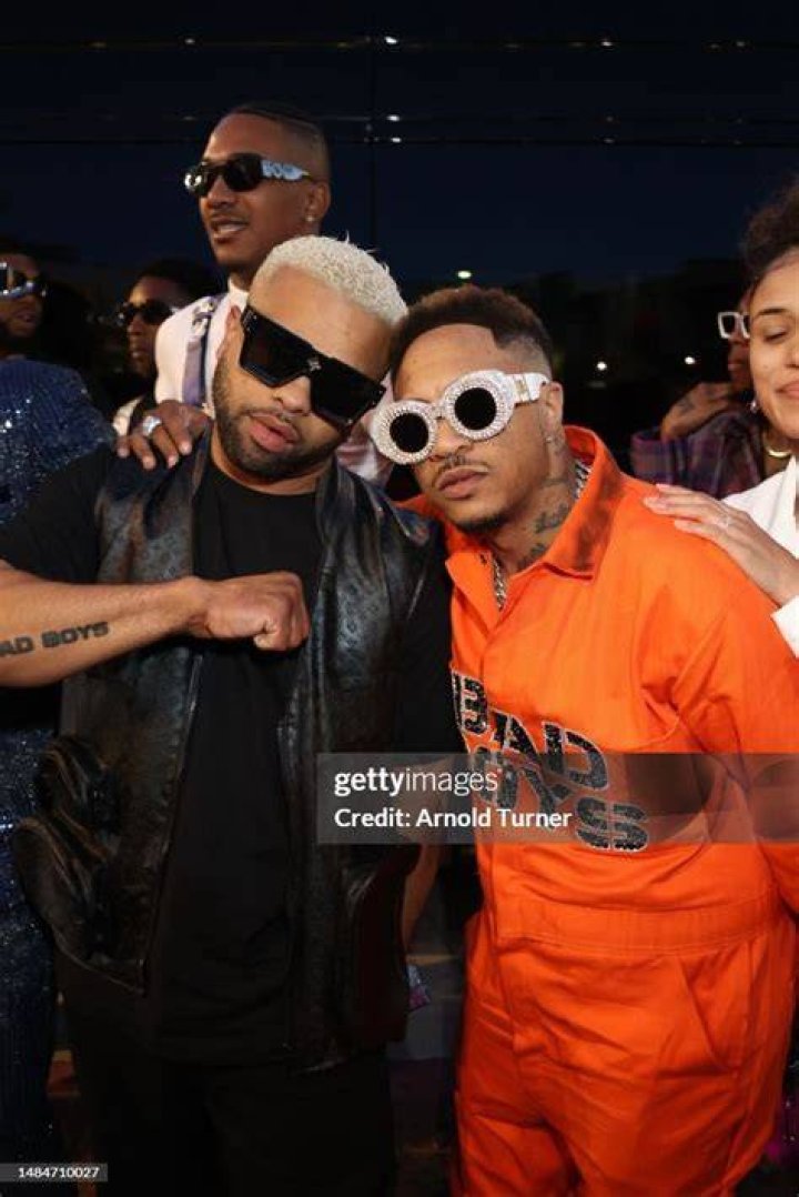 Raz B And Orlando Brown Lips Touch During Zesty Argument YouTube