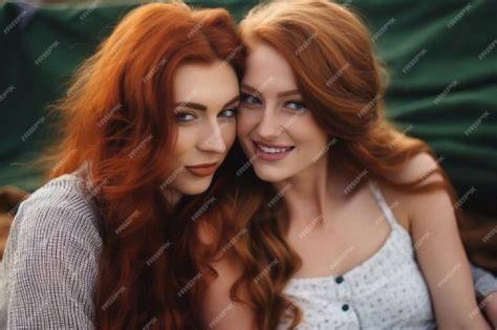 Redhead Lesbian Pictures