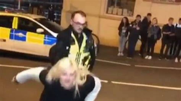 Russian women arrested for twerking in front of memorial