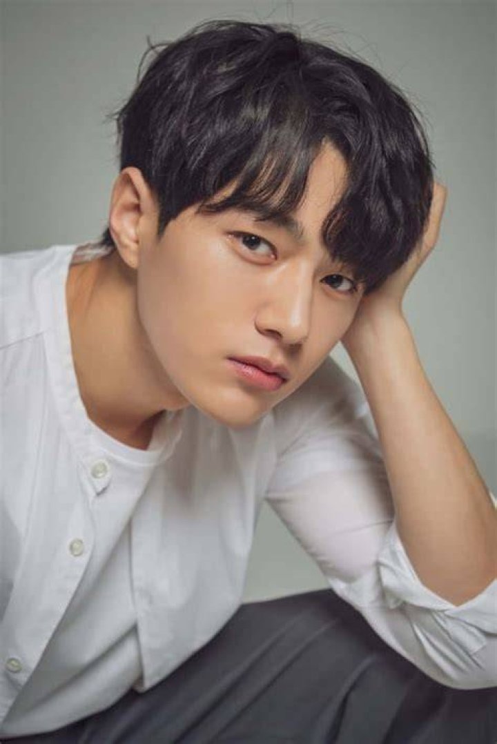 S. Korean actor Kim Myungsoo and actress Shin Hyesun Yonhap News Agency