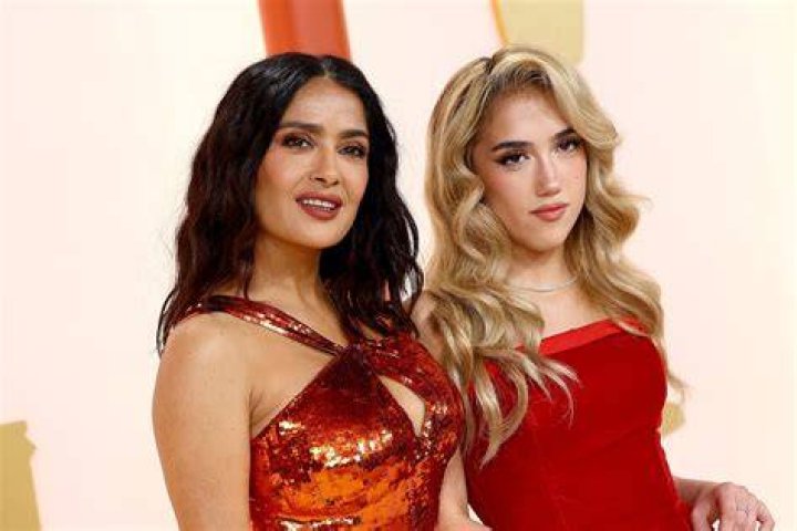 Salma Hayek Husband, Daughter & Age
