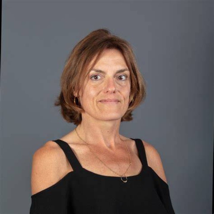 St&eacute;phanie LECLERC Cheffe du groupement finances et commande publique