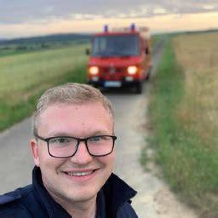 Steven Pfeil Verwaltungsangestellter Verbandsgemeinde Nordpf&auml;lzer Land XING