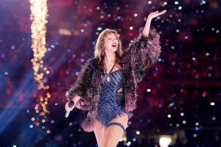 Taylor Swift's buddy Gracie Hunt posts birthday message to singer with