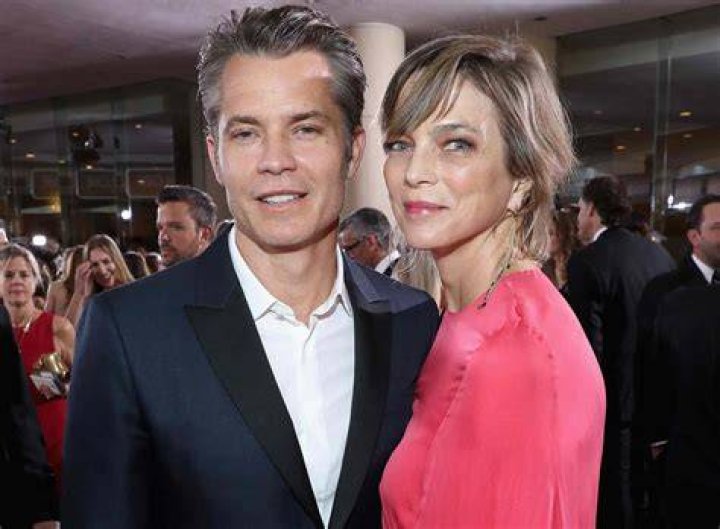 Timothy Olyphant and his wife Alexis Knief Thecelebsinfo