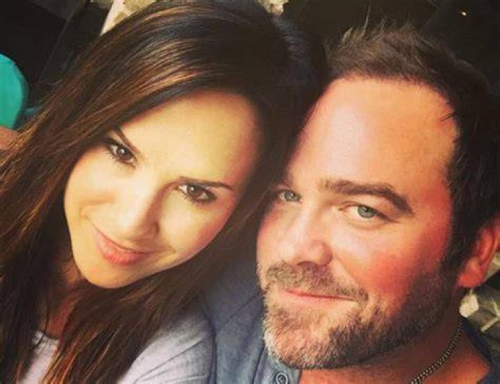 Unraveling The Mysteries Of Lee Brice's Wife Age