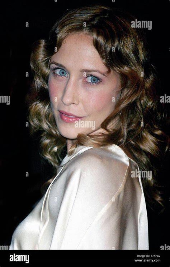 vera farmiga young Google Search Vera Farmiga, Jennifer Connelly, Tv
