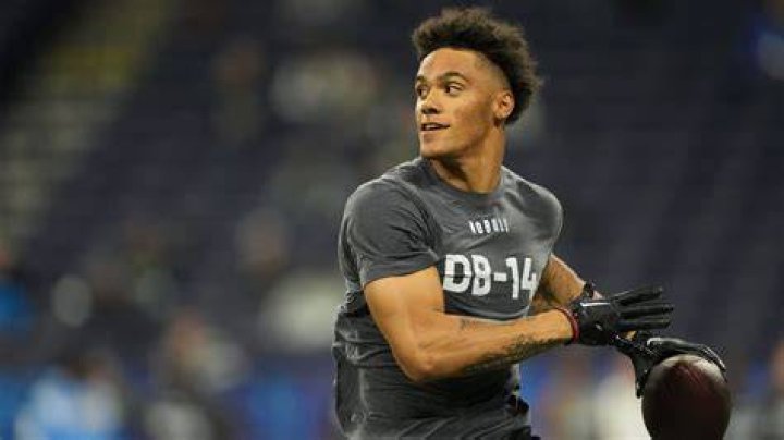 What Christian Gonzalez Previously Said About Joining Patriots