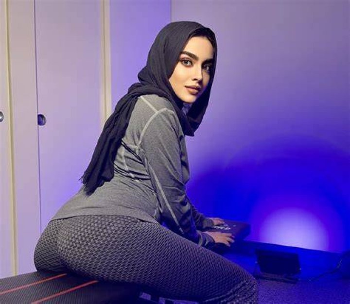 What Is Mariam Hadid's Tiktok Real Name? Is She Andrew Tate's Relative