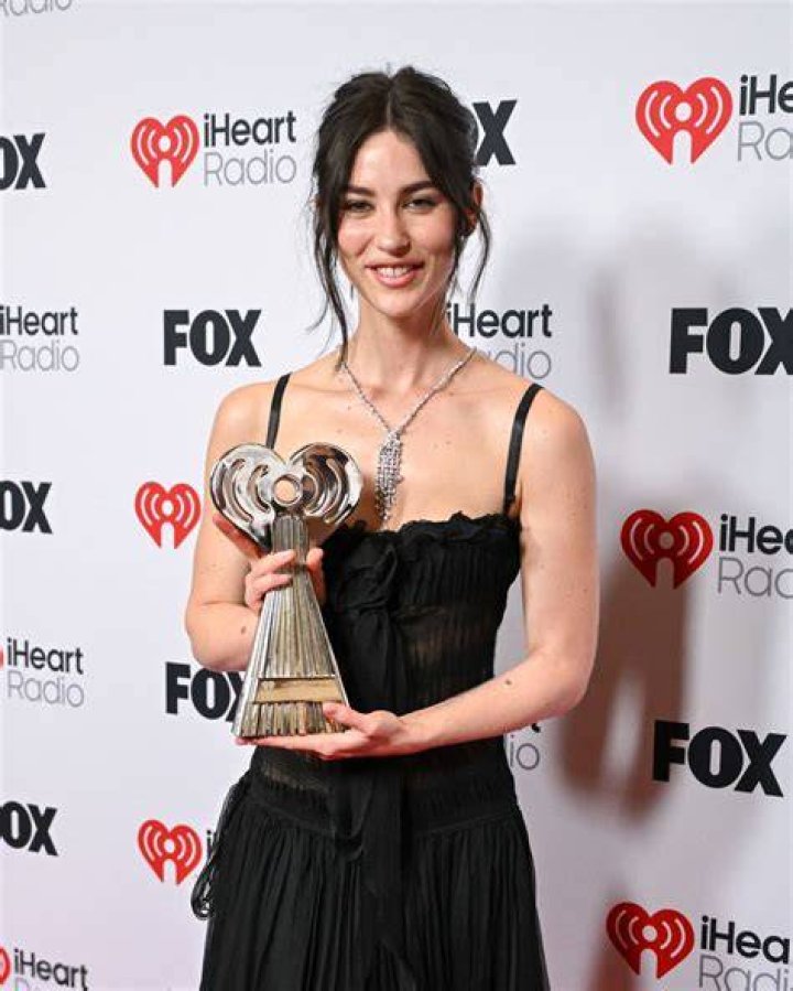 Who Is Musician Gracie Abrams Dating? Inside Her Love Life