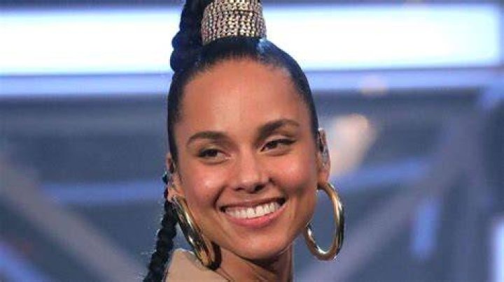 Why is Alicia Keys' sexuality questioned, but Zendaya gets a pass? Both