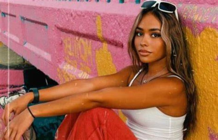 Ximena Saenz makes rounds online after NSFW photos, videos leak